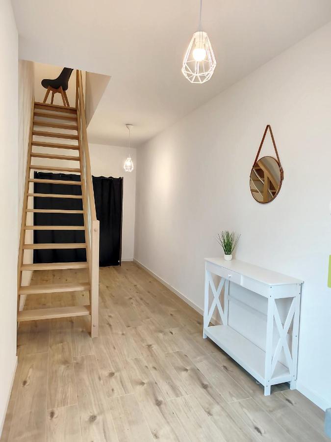 Grand Appart Duplex 6 Pers Gare Wifi Apartment Saint-Quentin  Exterior foto