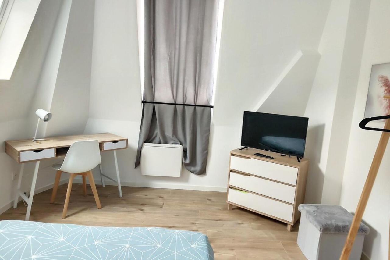 Grand Appart Duplex 6 Pers Gare Wifi Apartment Saint-Quentin  Exterior foto